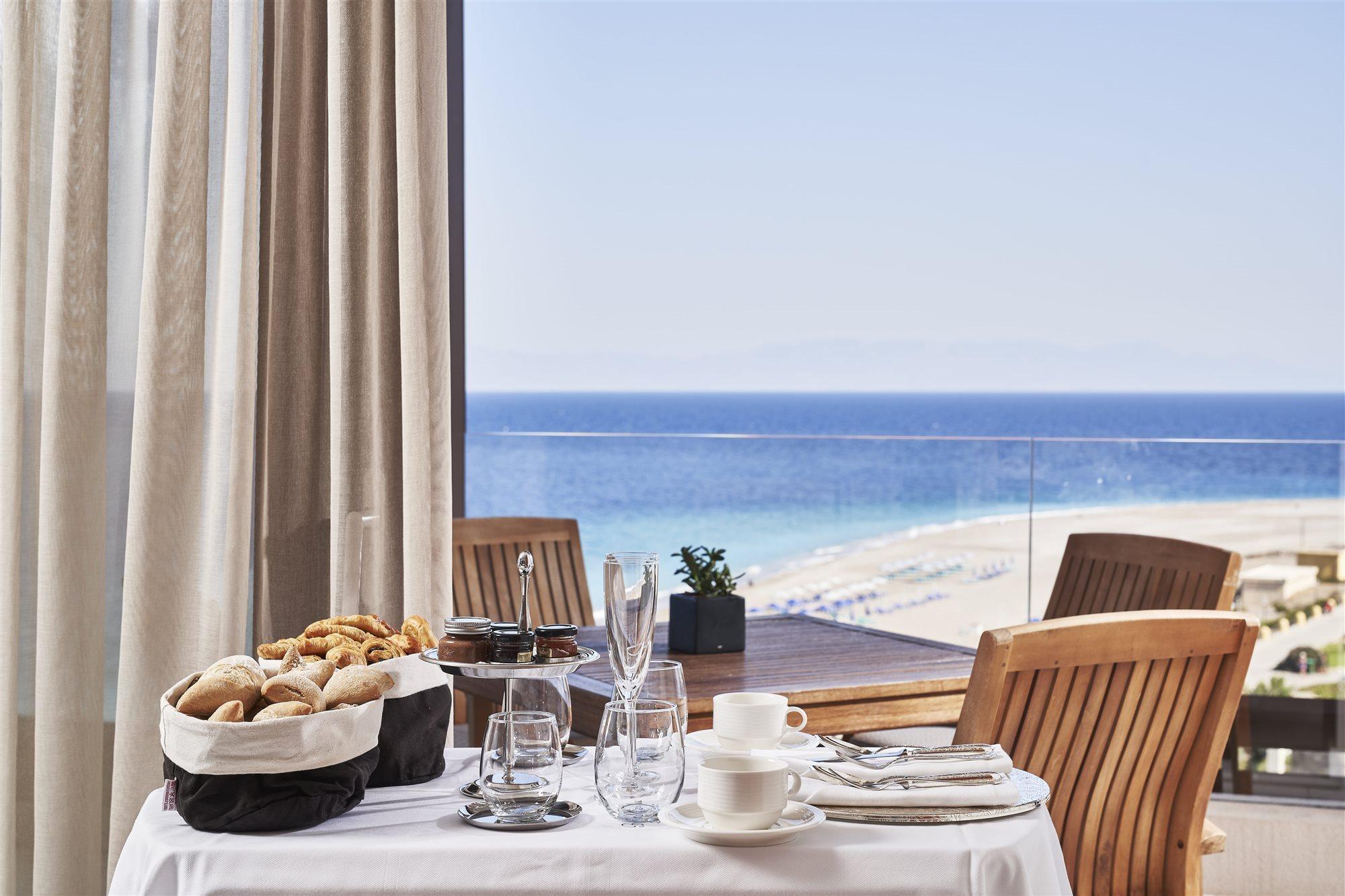 Bellevue On The Beach Suites Rhodes City Esterno foto